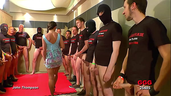 GGG JOHN THOMPSON – AMAZING RUSSIAN SLUT FIRST GANGBANG