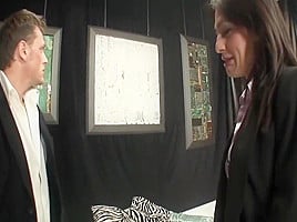 Luana Varella – The Art Dealer And The Buyer