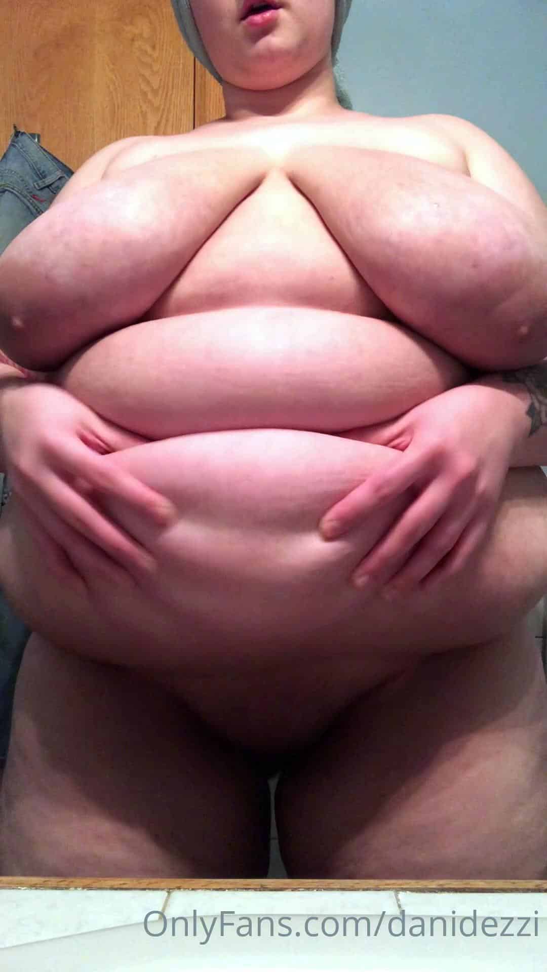BBW Brunette Solo 28
